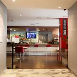 Hotel Ibis Centre 3*