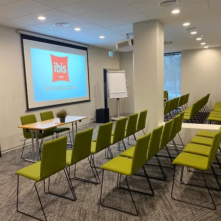 Ibis Centre Hotel 3*