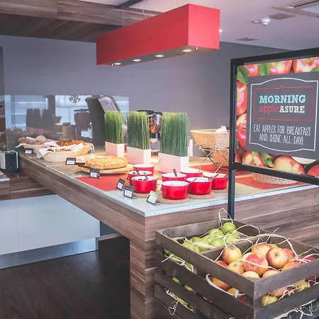 Hotel Ibis Centre 3*