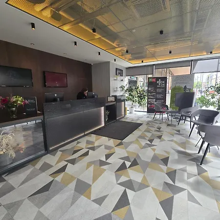 Ibis Centre 3*