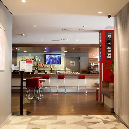Ibis Centre