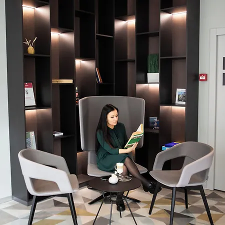 Ibis Centre 3*