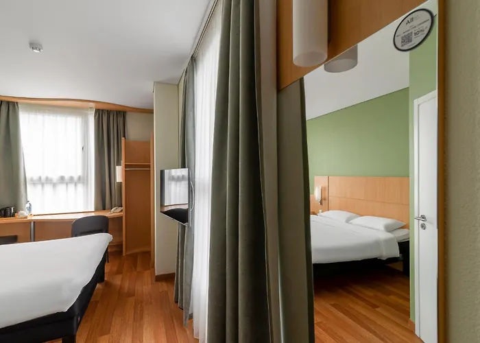 Ibis Centre 카우나스