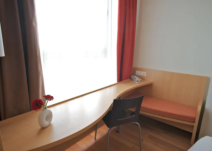 Ibis Centre 호텔 3*