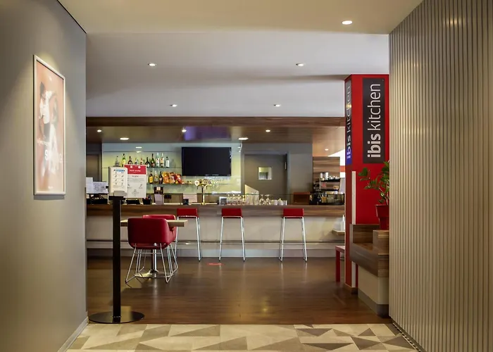 Ibis Centre מלון